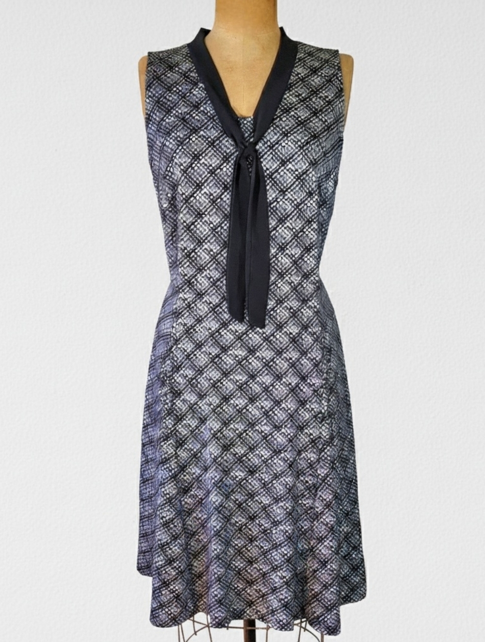 NY Collection Size 1XL Dress Sleeveless Tie Neck Black White V Neck Fit Flair